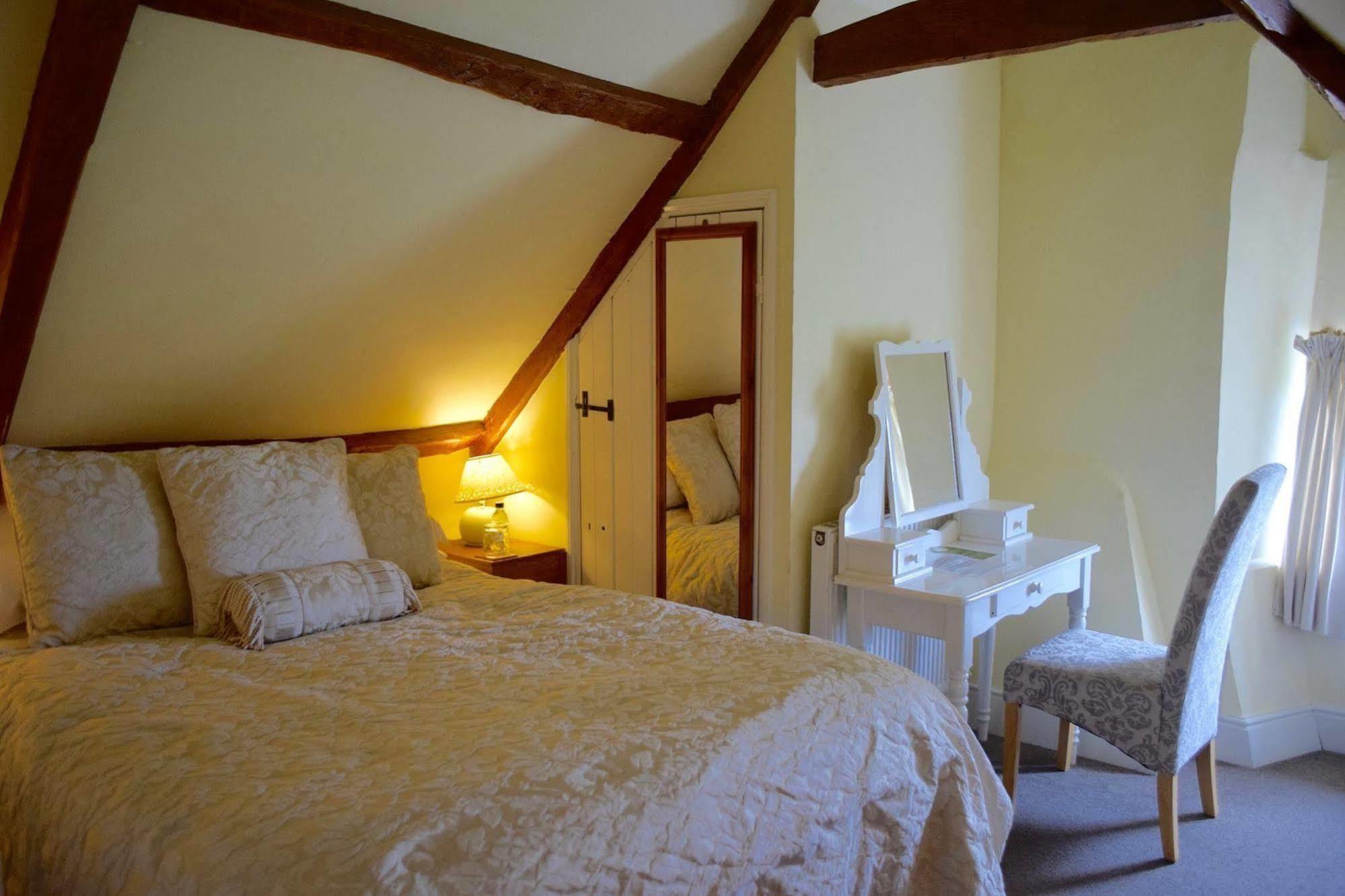 Hotel At The Farmhouse Hunters Hall Dereham Exterior foto